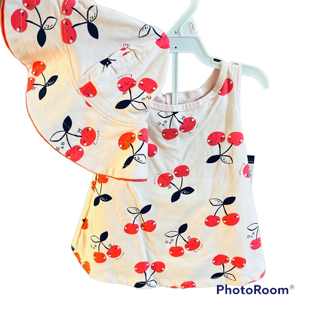 Pink Gerber Baby dress with hat to match. Size 0-3 months. 8-12lbs.